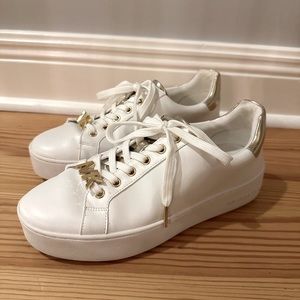 Michael Kors Sneaker size 7